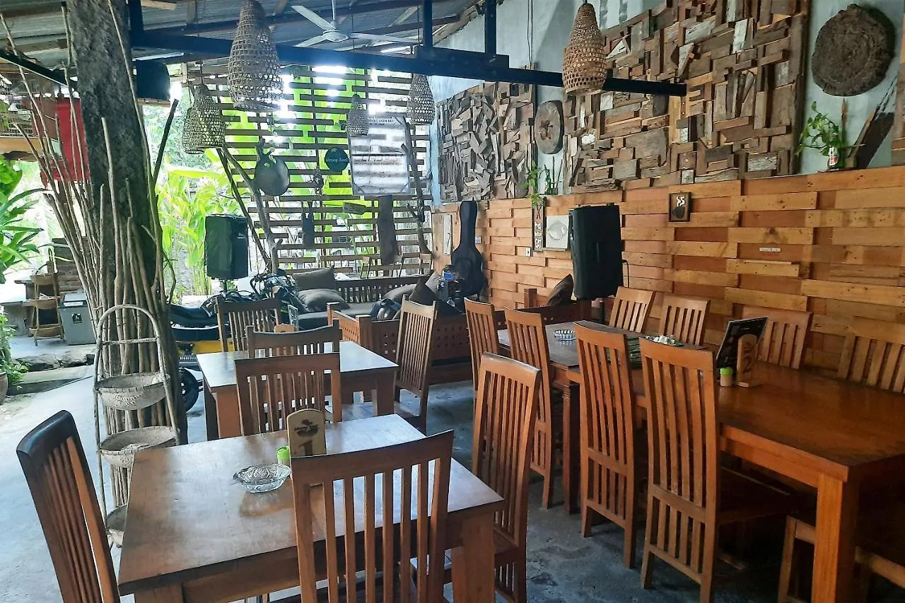 Hotel Oyo 3901 Kubu Kenak Seminyak 2*,